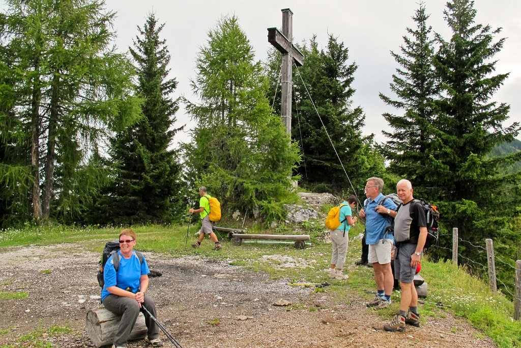 07 Gipfelkreuz 1490 m.jpg